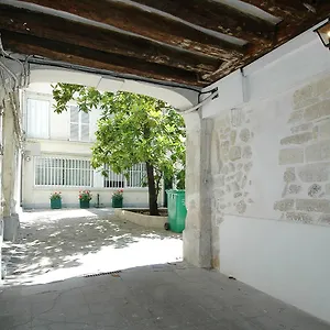 Апартаменты Transparent Marais, Париж