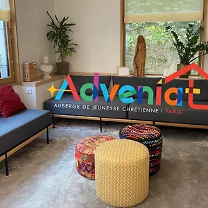 Adveniat Paris